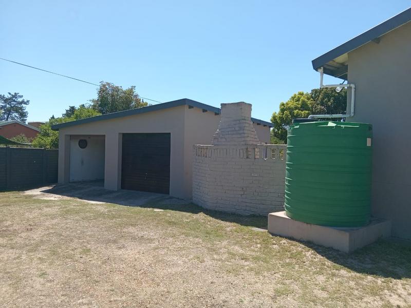3 Bedroom Property for Sale in Albertinia Western Cape